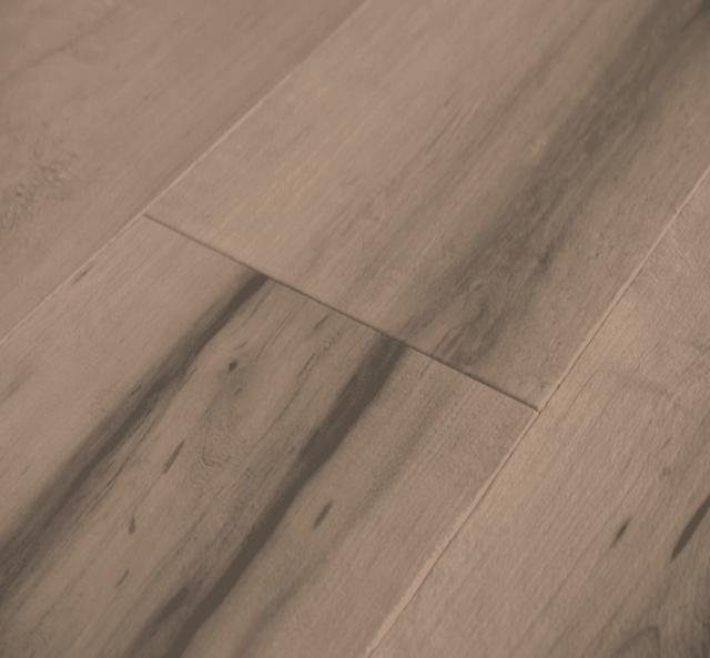 KENTWOOD PLATEAU COLLECTION BRUSHED OAK HERON