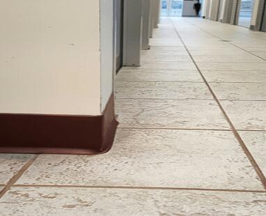 tile removal 3 https://ineedflooring.ca/wp-content/uploads/2023/01/tile-removal-3.jpg