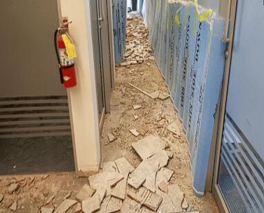tile removal 5 https://ineedflooring.ca/wp-content/uploads/2023/01/tile-removal-5.jpg
