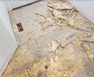 tile removal 7 https://ineedflooring.ca/wp-content/uploads/2023/01/tile-removal-7.jpg